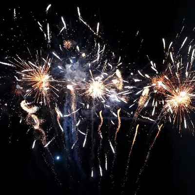China Pyrotechniek 98 Shots Consumenten Kerstmis Nieuwjaarstaart Vuurwerk & vuurwerk