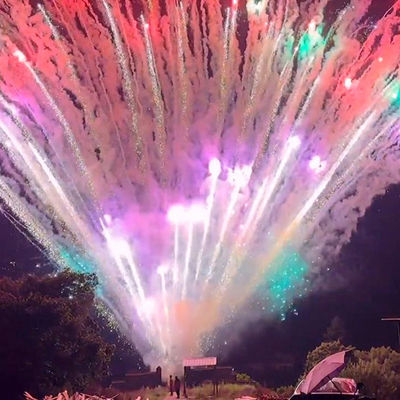 Chinees Pyrotechnisch Consument Cake Fireworks Kerst Nieuwjaars Cake Mercun Fireworks & Firecrackers