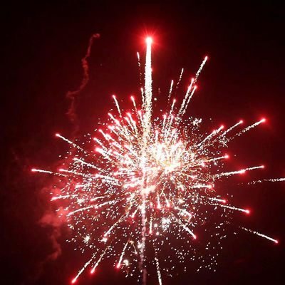 Chinese fabriek 138 foto's Kleurrijke hemel Consumenten taart Vuurwerk voor de viering Buiten Groot vuurwerk Pyrotechniek